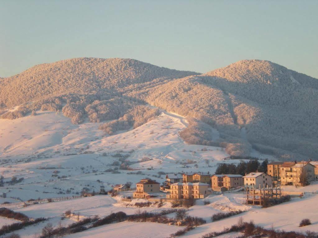 Hotel Capracotta Buitenkant foto